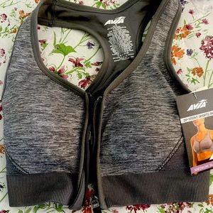 Sports bra size Medium women